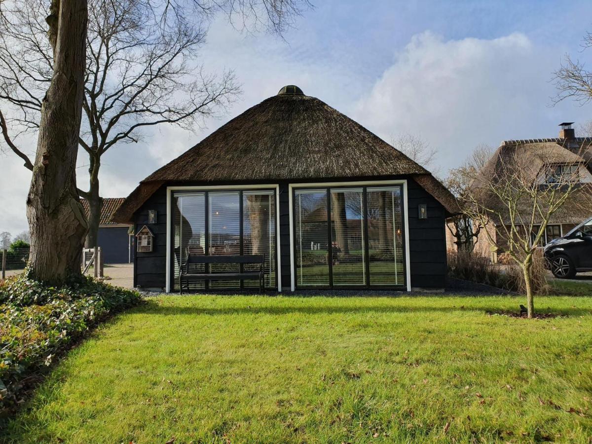 Holiday Home Heeresteeg In Nieuwleusen With Garden De Meele Exteriör bild