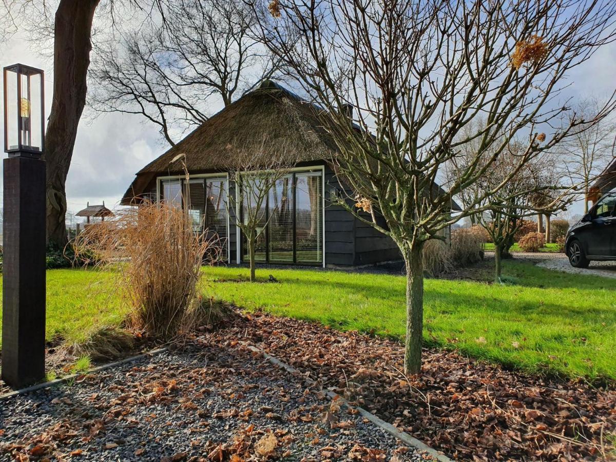 Holiday Home Heeresteeg In Nieuwleusen With Garden De Meele Exteriör bild